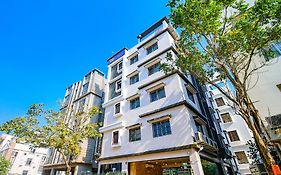 Fabhotel Urban Hub